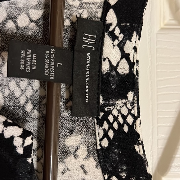 Inc International concepts black and white top - Picture 2 of 6
